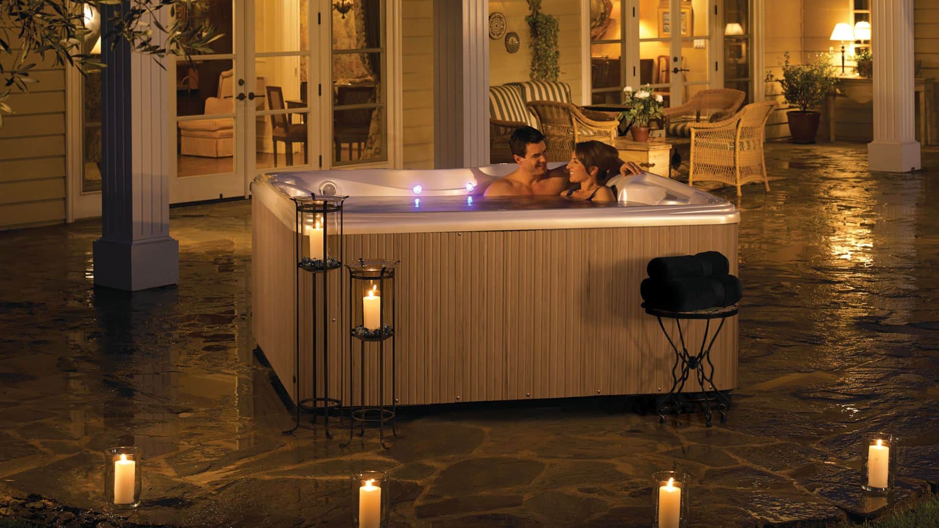 Plan a Romantic Valentine’s Day Date in your Hot Spring® Spa