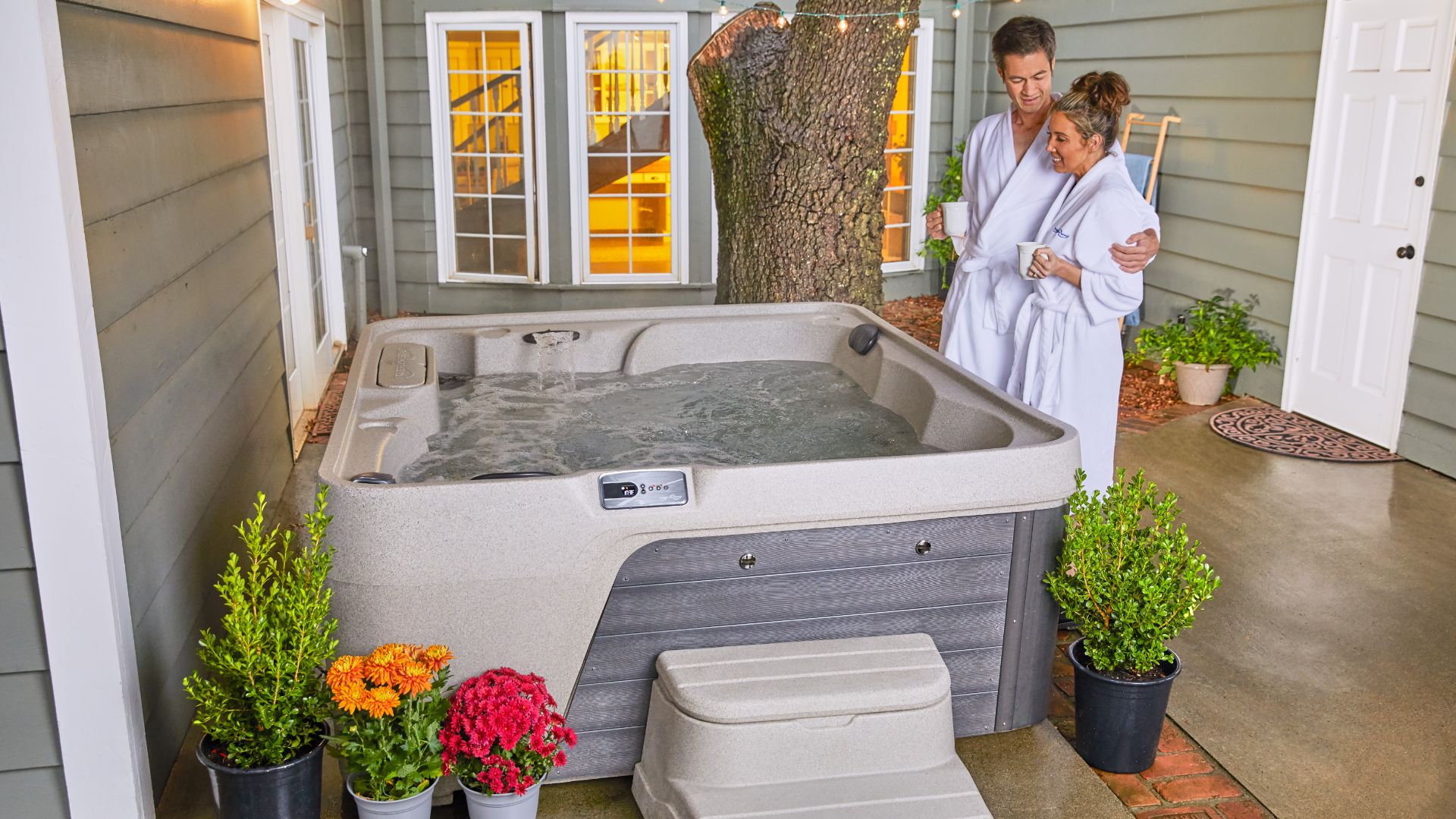 5 Steps to Get Your Hot Tub Ready for the Fall Season